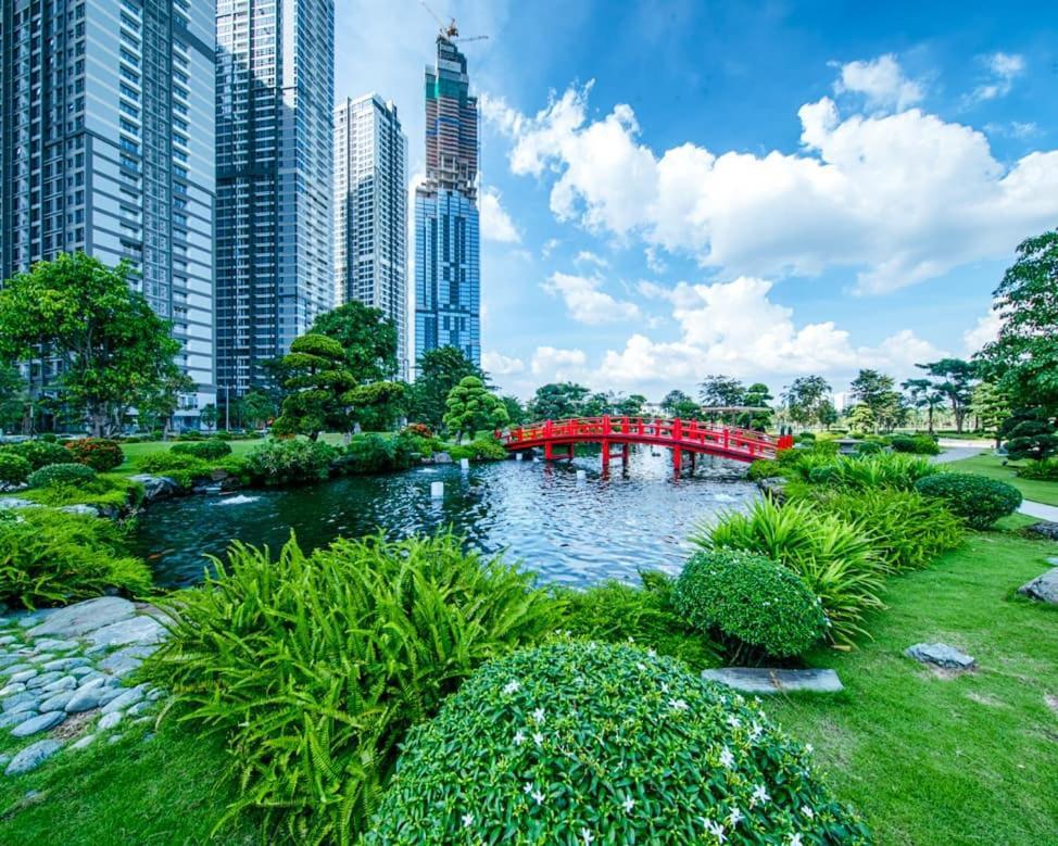 Vinhome Park Classic At Landmark 81 * Ho Chi Minh City