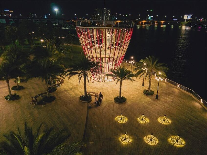 Vinhome Park Classic At Landmark 81 * Ho Chi Minh City